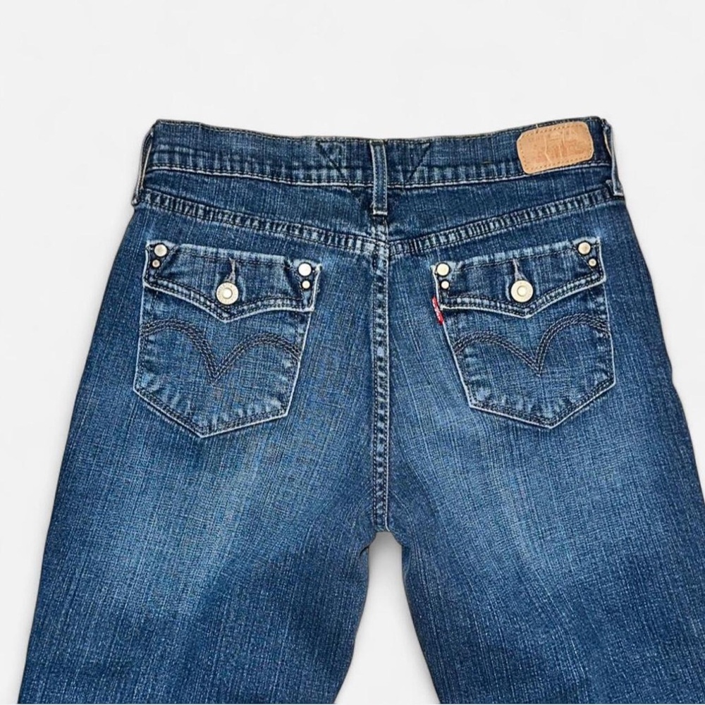 VINTAGE 80s LEVI BLUE OMBRE DENIM CAPRI PANTS WITH SILVER STUD ACCENTS
